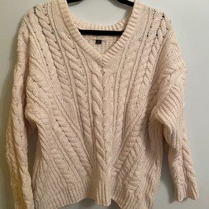 Universal Thread White Cable Knit sweater